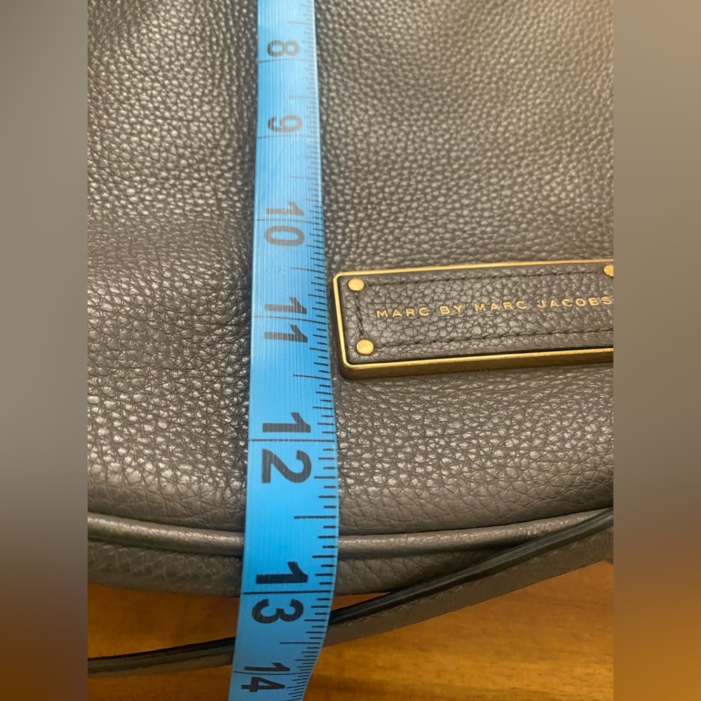 Marc by Marc Jacobs Gary Pebbled Leather Hobo with Gold Hardware - Picture 12 of 13